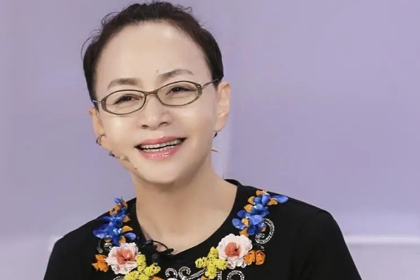 电视剧《熟年》改编自伊北同名小说?老戏骨演员宋丹丹个人资料?