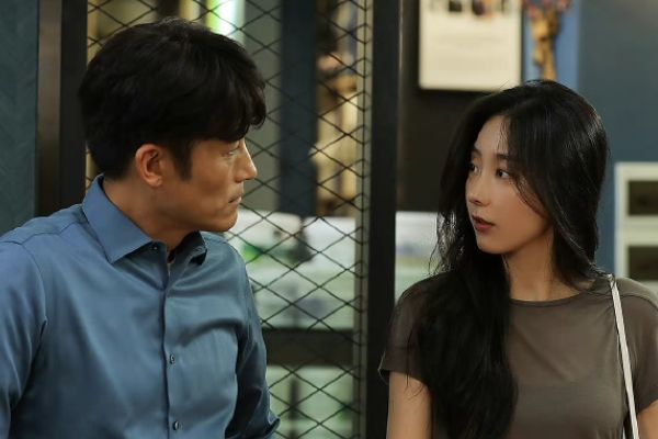 《执念如影》耿乐饰演骆松人物角色解析?骆松为何认为师父是内鬼?