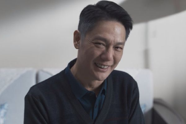 《罚罪》肖振邦拿到U盘录制忏悔视频跳楼自杀?常征回到赵家卧底?