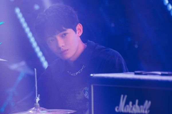 《摇滚狂花》李逸男和庄达菲再次饰演情侣?白天李彬彬最终结局?