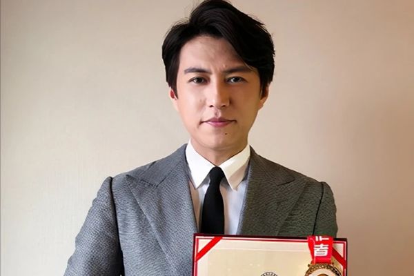 电视剧《无间》靳东饰演孤儿卧底陆风一角?再次搭档老戏骨陈道明?